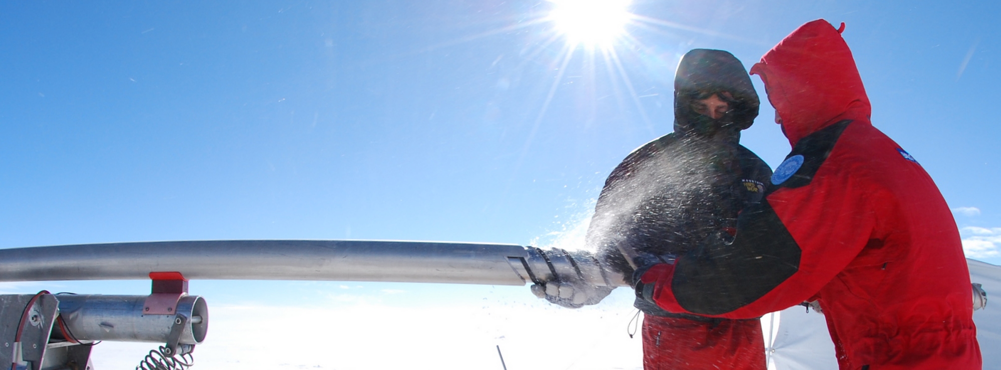 Shallow drilling in high sunshine. Photo: Henning Thing.